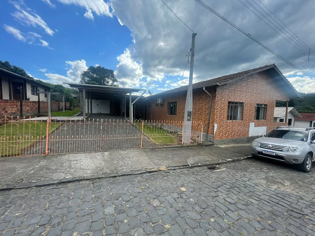 Casa em Rio Rufino - foto 1